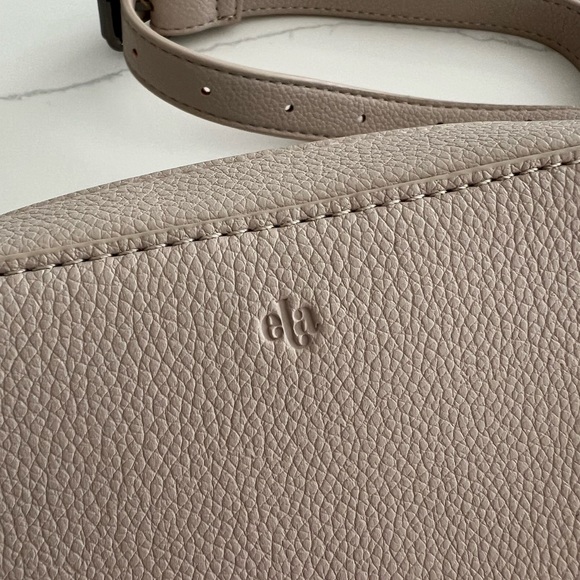 Jilly Box Ela Belt Bag Size: S/M - Picture 9 of 16